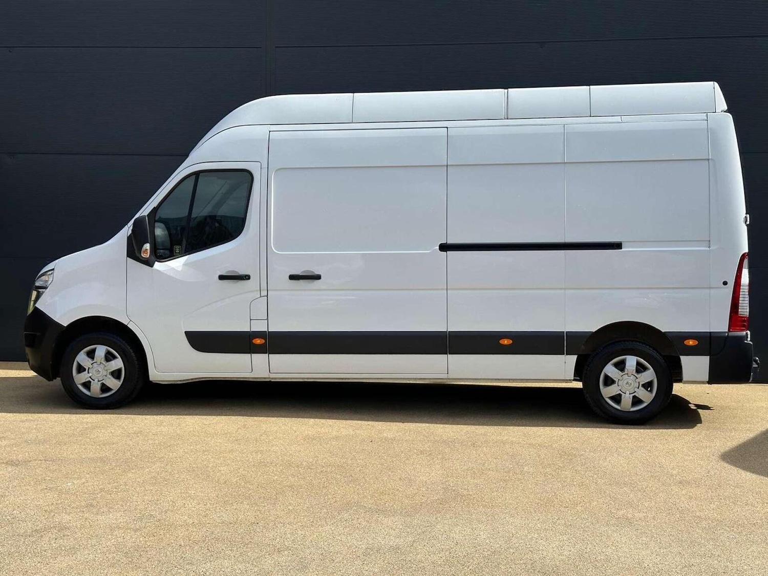 Used Nissan NV400 2018 for sale - 76427885: Photo 10