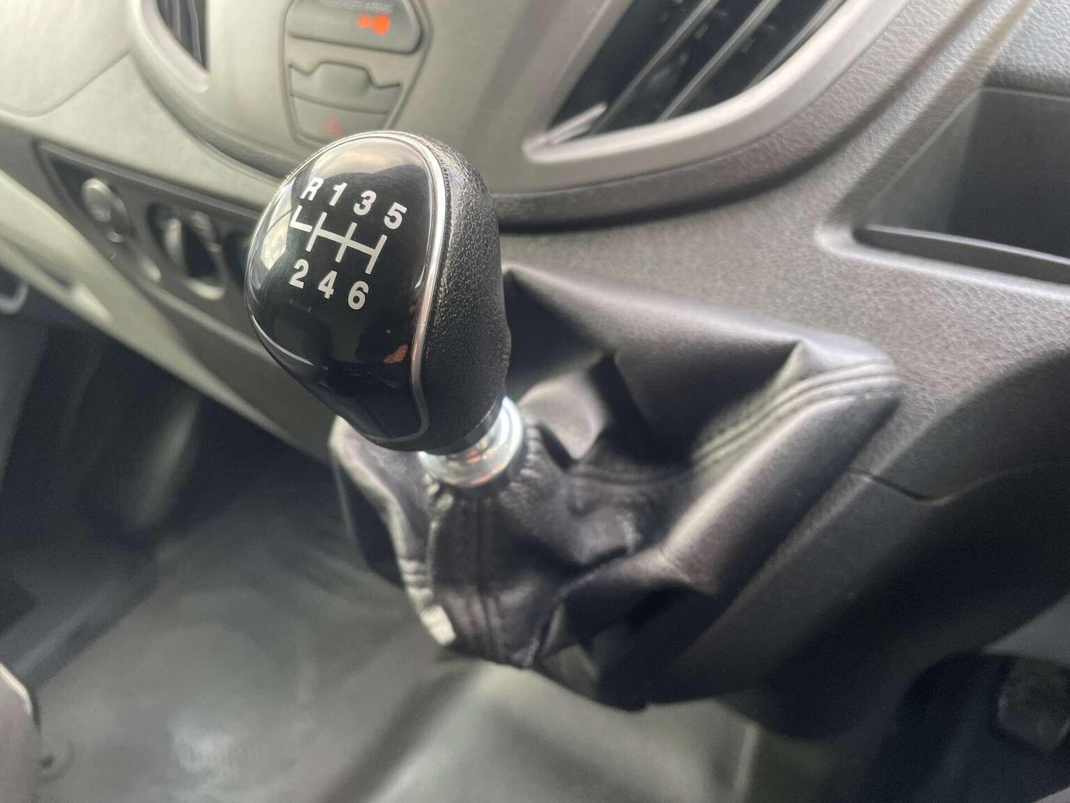 Used Ford Transit 2018 for sale - 76427883: Photo 25