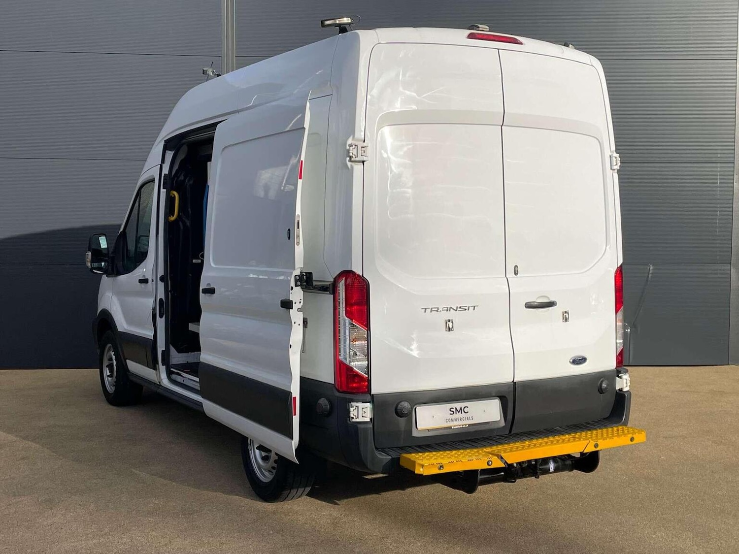 Used Ford Transit 2018 for sale - 76427883: Photo 9
