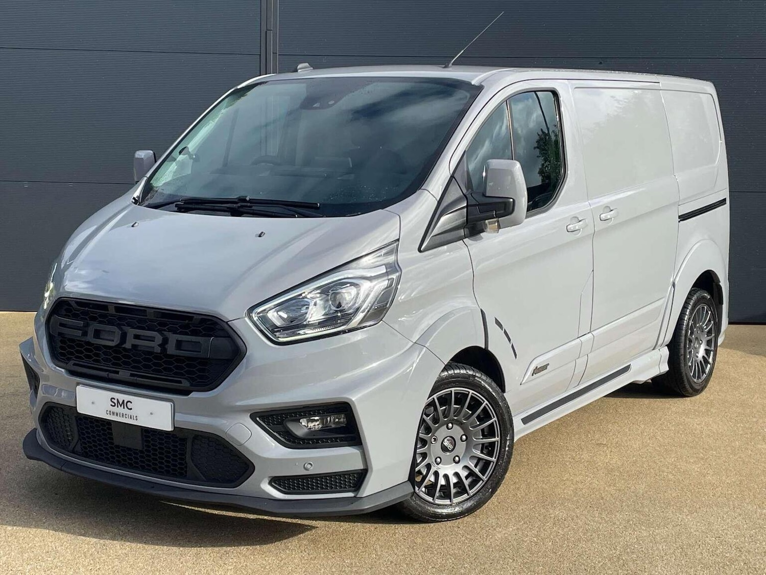 Used Ford Transit Custom 2023 for sale - 76430926: Photo 1