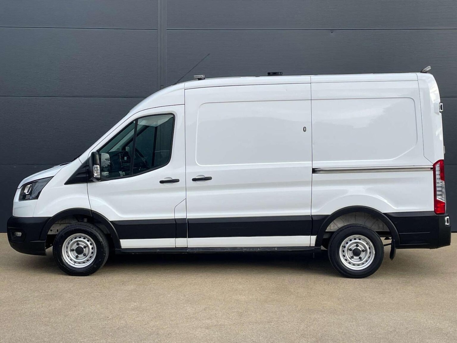 Used Ford Transit 2019 for sale - 76579984: Photo 3