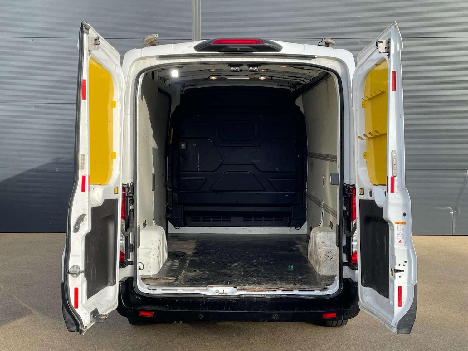 Used Ford Transit 2019 for sale - 76579984: Photo 8