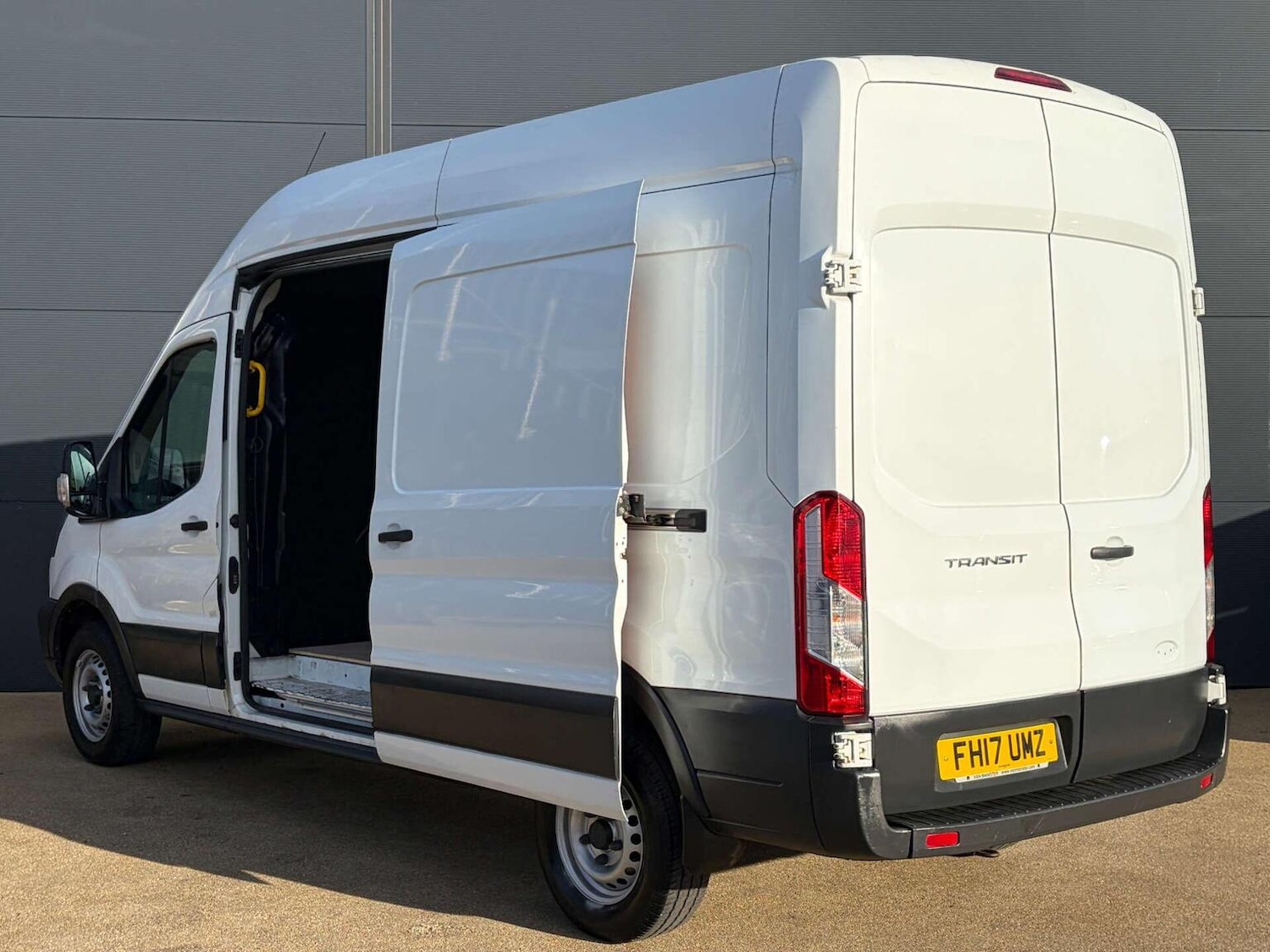 Used Ford Transit 2017 for sale - 77453394: Photo 11