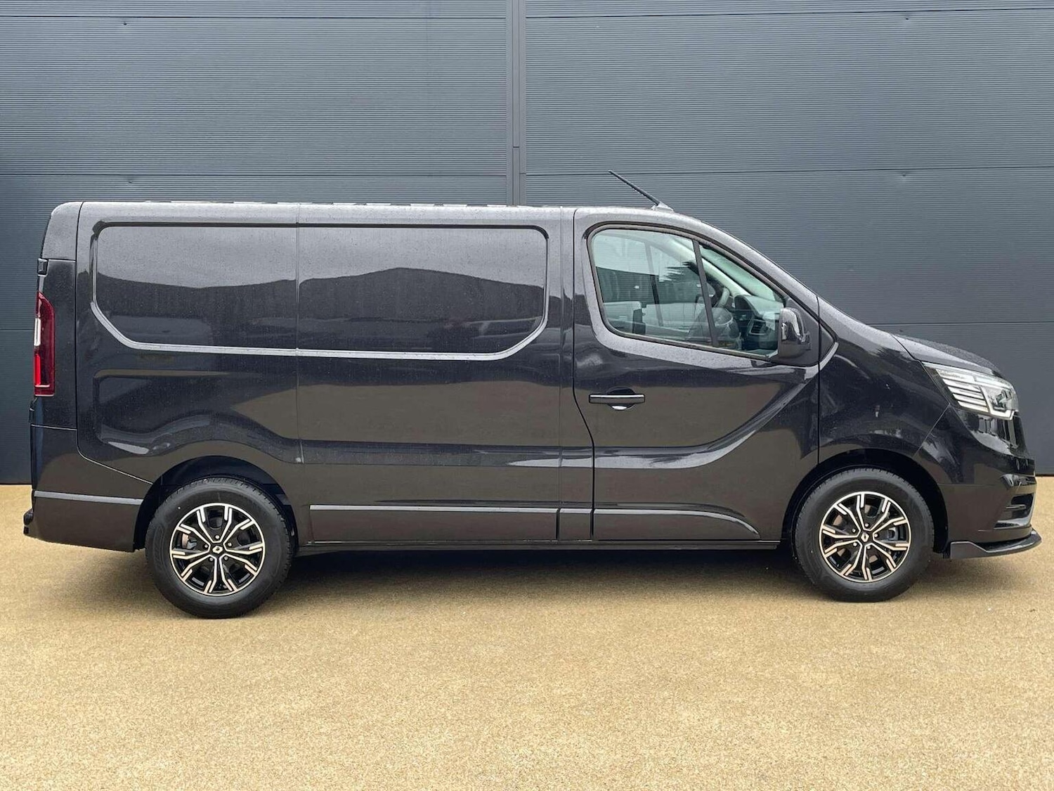 Used Renault Trafic 2025 for sale - 76547854: Photo 5