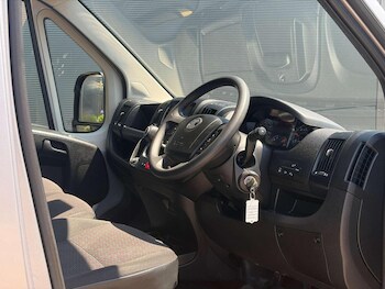 Used Vauxhall Movano 2023 for sale - 79168028: Photo