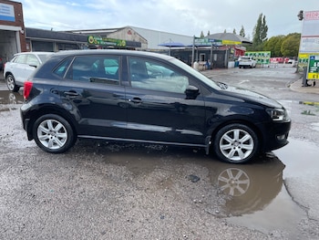 Volkswagen - Polo