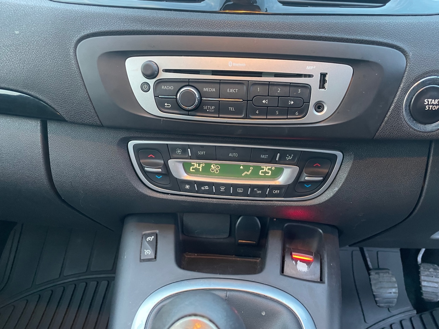 Used Renault Scenic 2014 for sale - 77742450: Photo 10