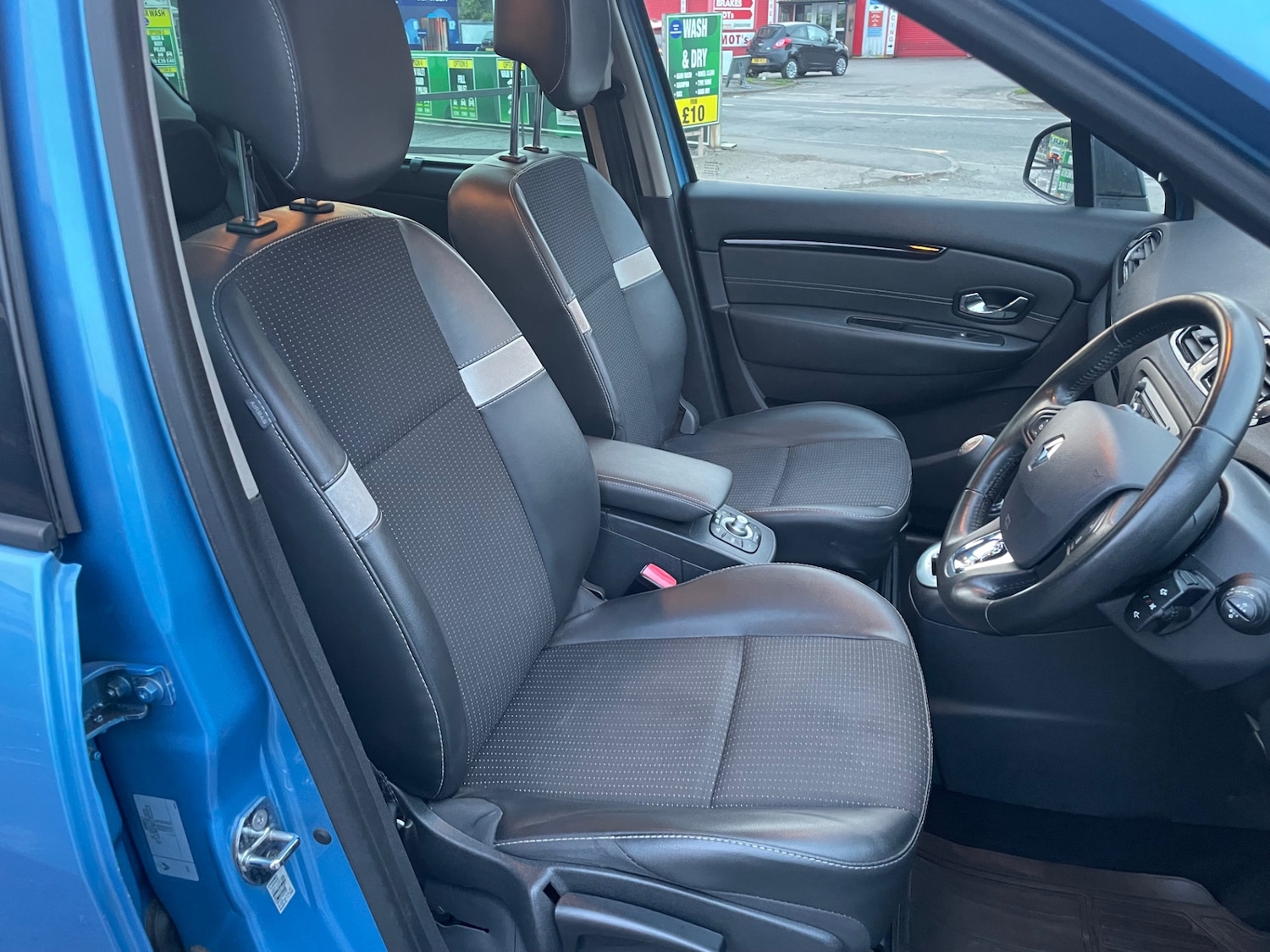 Used Renault Scenic 2014 for sale - 77742450: Photo 11