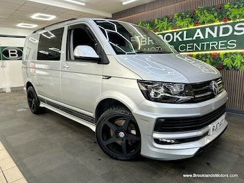 Used Volkswagen Transporter 2017 for sale - 77821747: Photo