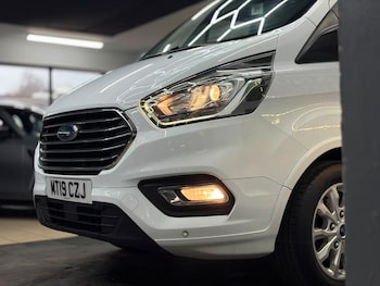 Used Ford Tourneo Custom 2019 for sale - 76974078: Photo