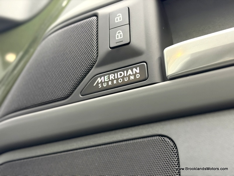 Used Land Rover Defender 2025 for sale - 77465388: Photo 32