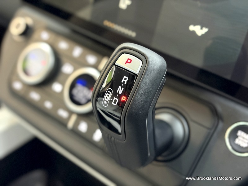 Used Land Rover Defender 2025 for sale - 77465388: Photo 4