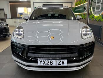 Used Porsche Macan 2026 for sale - 79871969: Photo