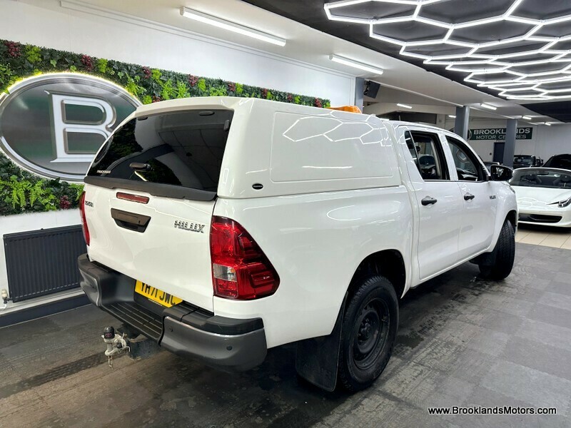 Used Toyota Hilux 2021 for sale - 77276995: Photo 8