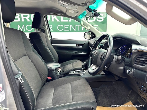 Used Toyota Hilux 2018 for sale - 74251365: Photo 16
