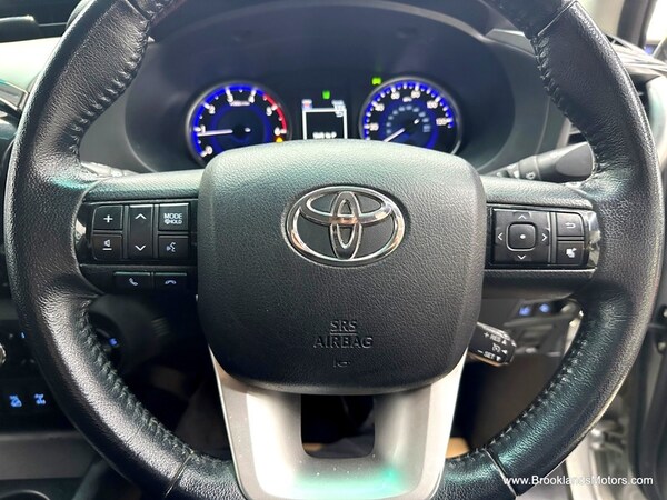Used Toyota Hilux 2018 for sale - 74251365: Photo 17