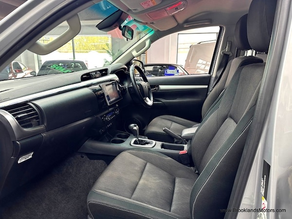 Used Toyota Hilux 2018 for sale - 74251365: Photo 20