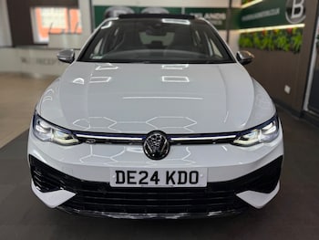 Used Volkswagen Golf 2024 for sale - 79335109: Photo