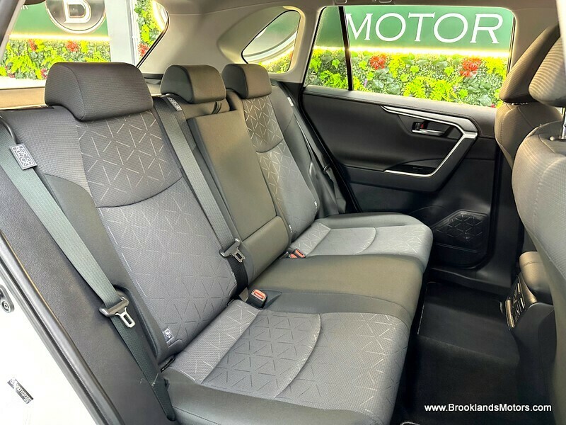 Used Toyota RAV4 2021 for sale - 76510436: Photo 21