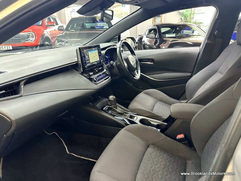 Used Toyota Corolla 2022 for sale - 76510420: Photo 21