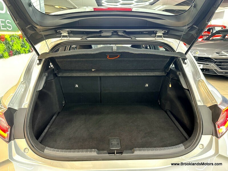 Used Toyota Corolla 2022 for sale - 76510420: Photo 24