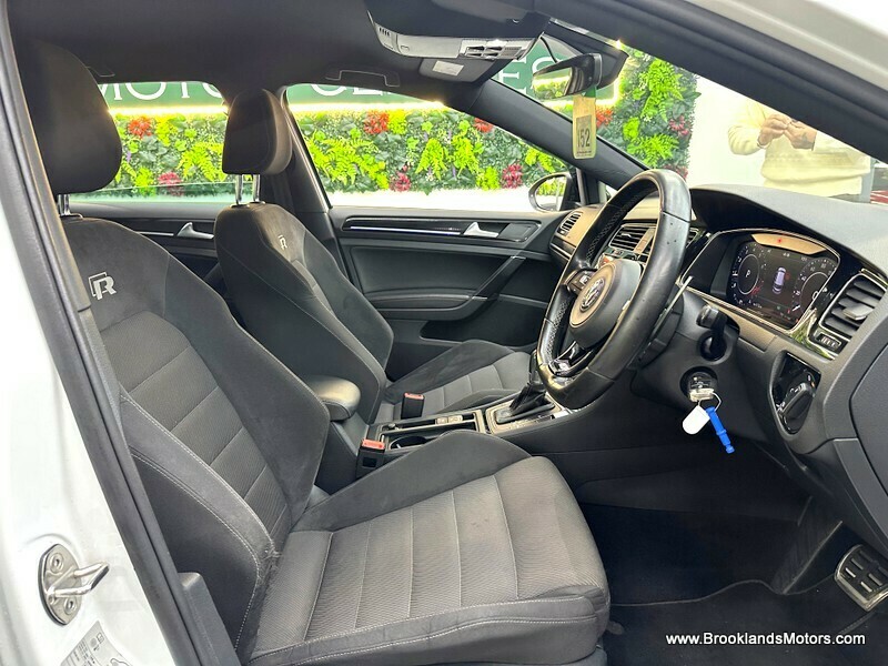 Used Volkswagen Golf 2017 for sale - 77494417: Photo 15