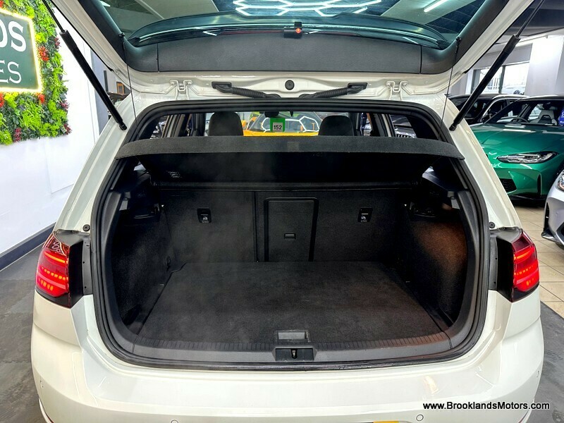 Used Volkswagen Golf 2017 for sale - 77494417: Photo 22