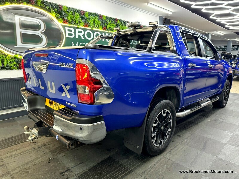 Used Toyota Hilux 2017 for sale - 76547385: Photo 11