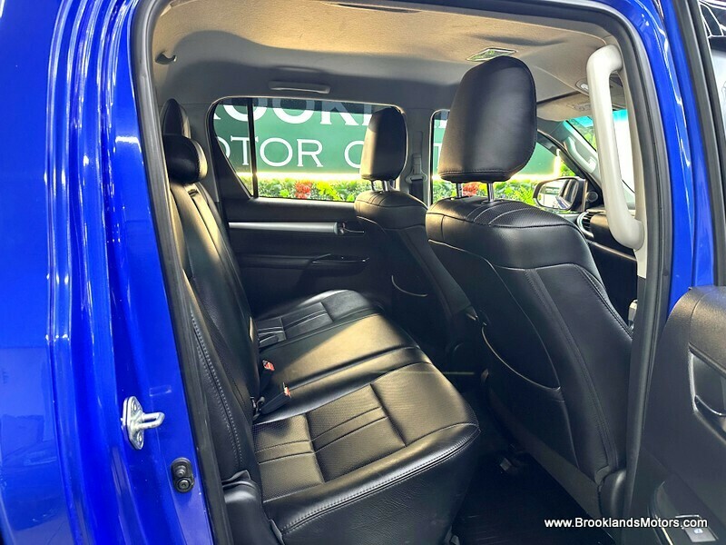 Used Toyota Hilux 2017 for sale - 76547385: Photo 23