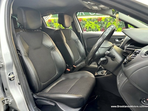 Used Renault Clio 2018 for sale - 75254314: Photo 14