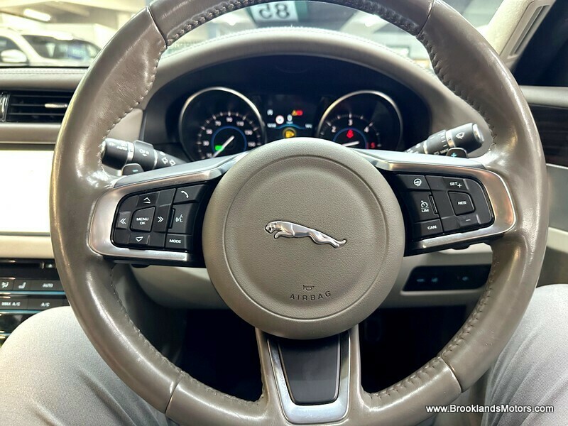 Used Jaguar XF 2018 for sale - 76407182: Photo 16