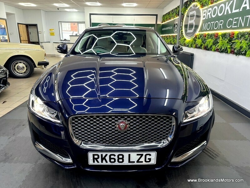 Used Jaguar XF 2018 for sale - 76407182: Photo 5