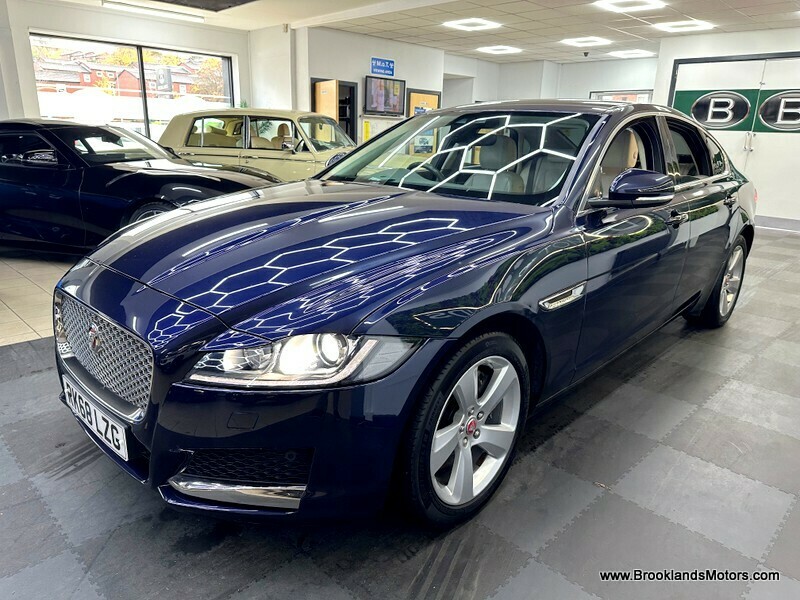 Used Jaguar XF 2018 for sale - 76407182: Photo 6