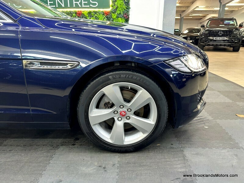 Used Jaguar XF 2018 for sale - 76407182: Photo 8