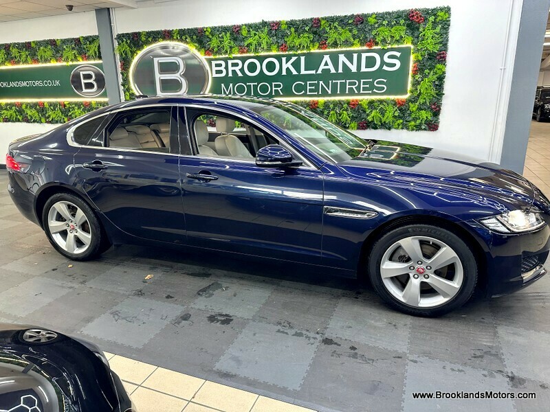 Used Jaguar XF 2018 for sale - 76407182: Photo 9