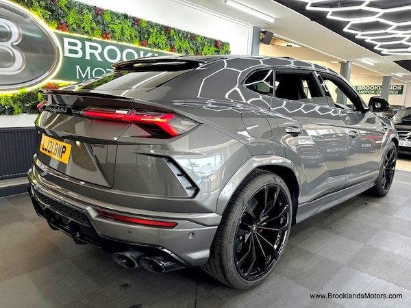 Used Lamborghini Urus 2021 for sale - 74997229: Photo 11