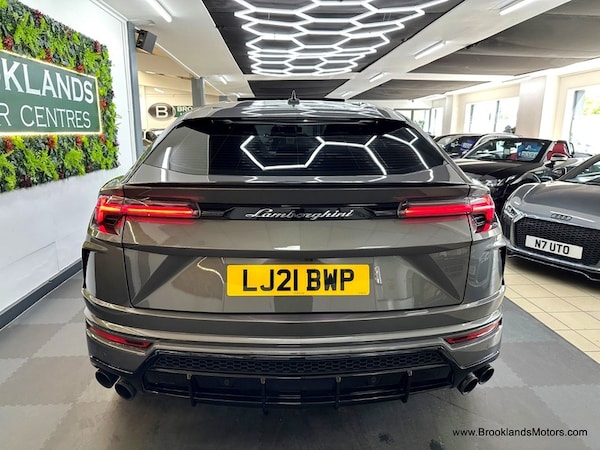 Used Lamborghini Urus 2021 for sale - 74997229: Photo 12