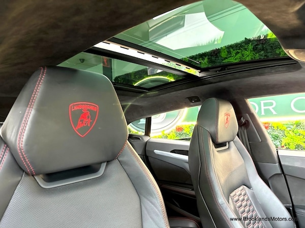 Used Lamborghini Urus 2021 for sale - 74997229: Photo 15