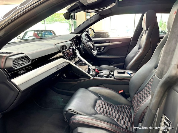 Used Lamborghini Urus 2021 for sale - 74997229: Photo 25