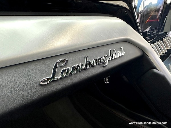 Used Lamborghini Urus 2021 for sale - 74997229: Photo 26