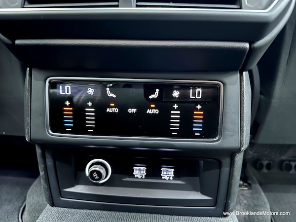 Used Lamborghini Urus 2021 for sale - 74997229: Photo 29