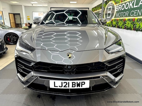 Used Lamborghini Urus 2021 for sale - 74997229: Photo 5