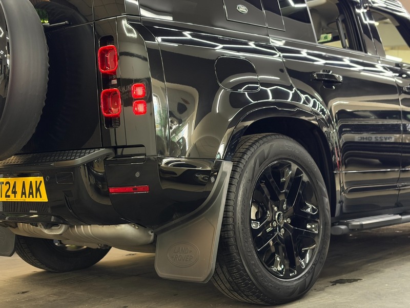 Used Land Rover Defender 2024 for sale - 78182342: Photo 10