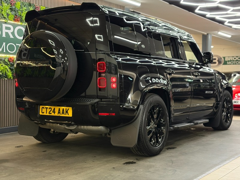 Used Land Rover Defender 2024 for sale - 78182342: Photo 11
