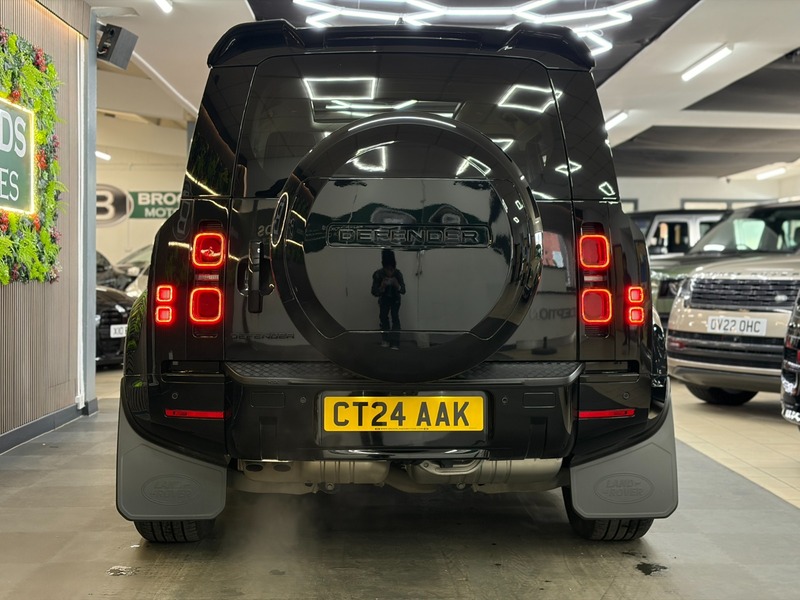 Used Land Rover Defender 2024 for sale - 78182342: Photo 12