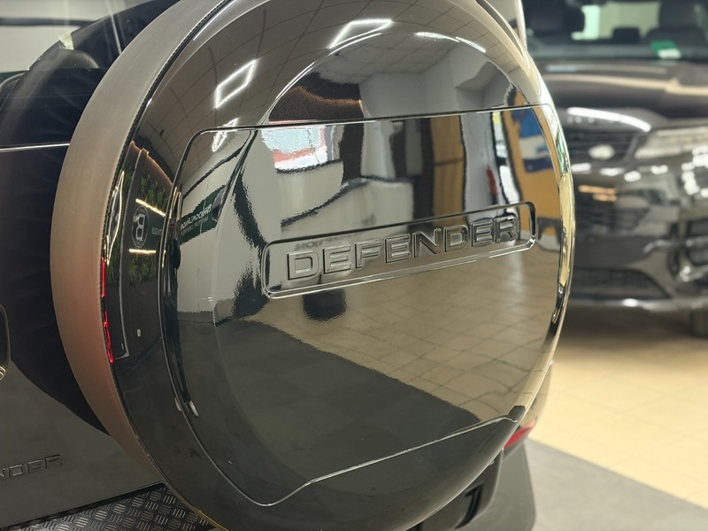 Used Land Rover Defender 2024 for sale - 78182342: Photo 14