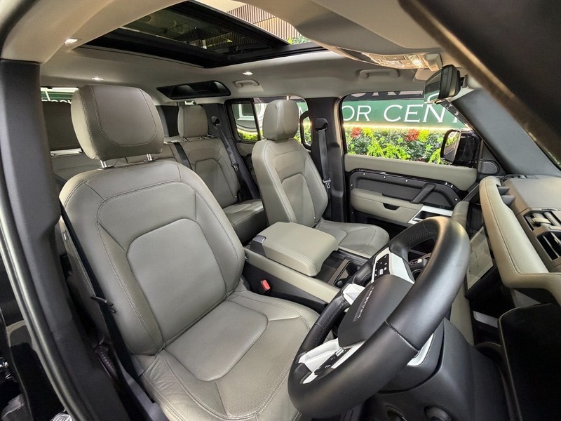 Used Land Rover Defender 2024 for sale - 78182342: Photo 19