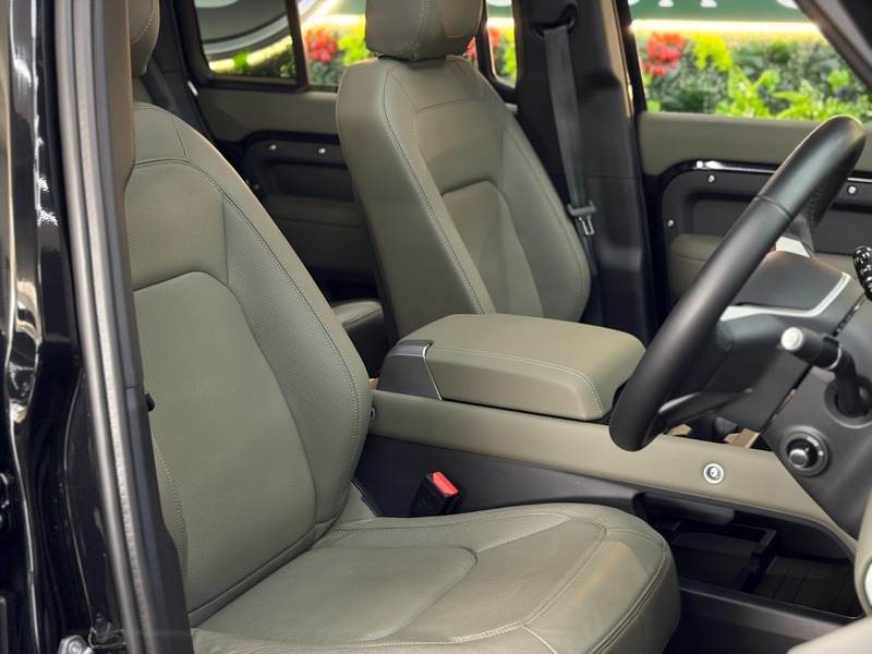 Used Land Rover Defender 2024 for sale - 78182342: Photo 20