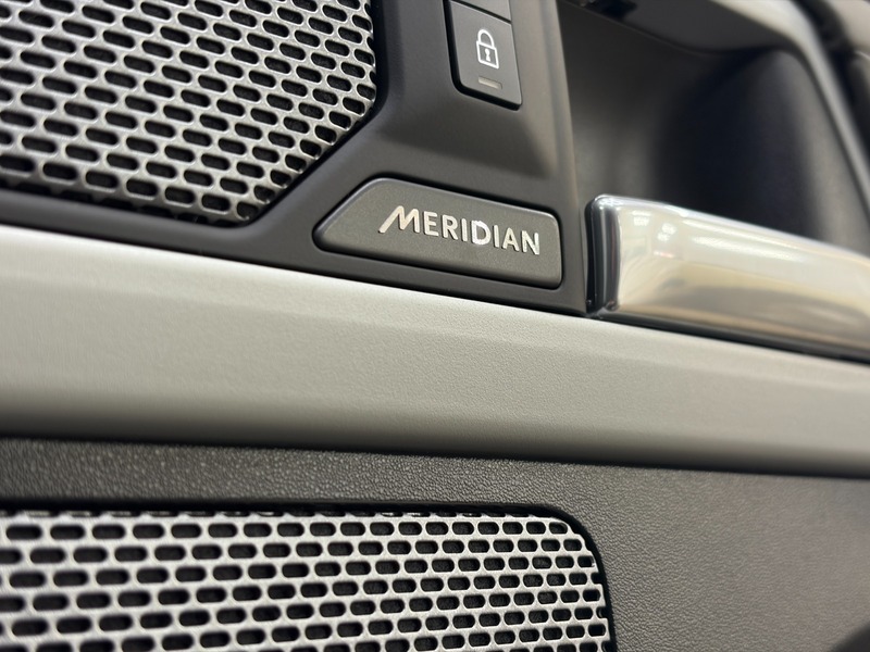 Used Land Rover Defender 2024 for sale - 78182342: Photo 36