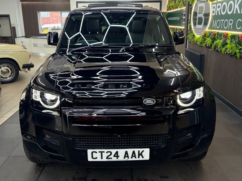 Used Land Rover Defender 2024 for sale - 78182342: Photo 5